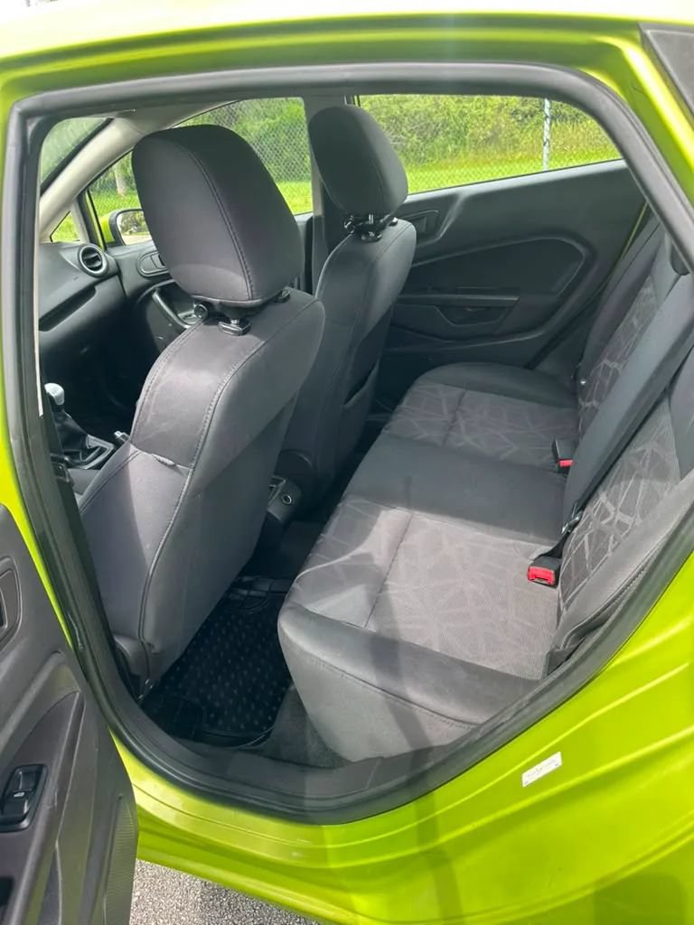 Used 2012 Ford Fiesta SE FWD image 11