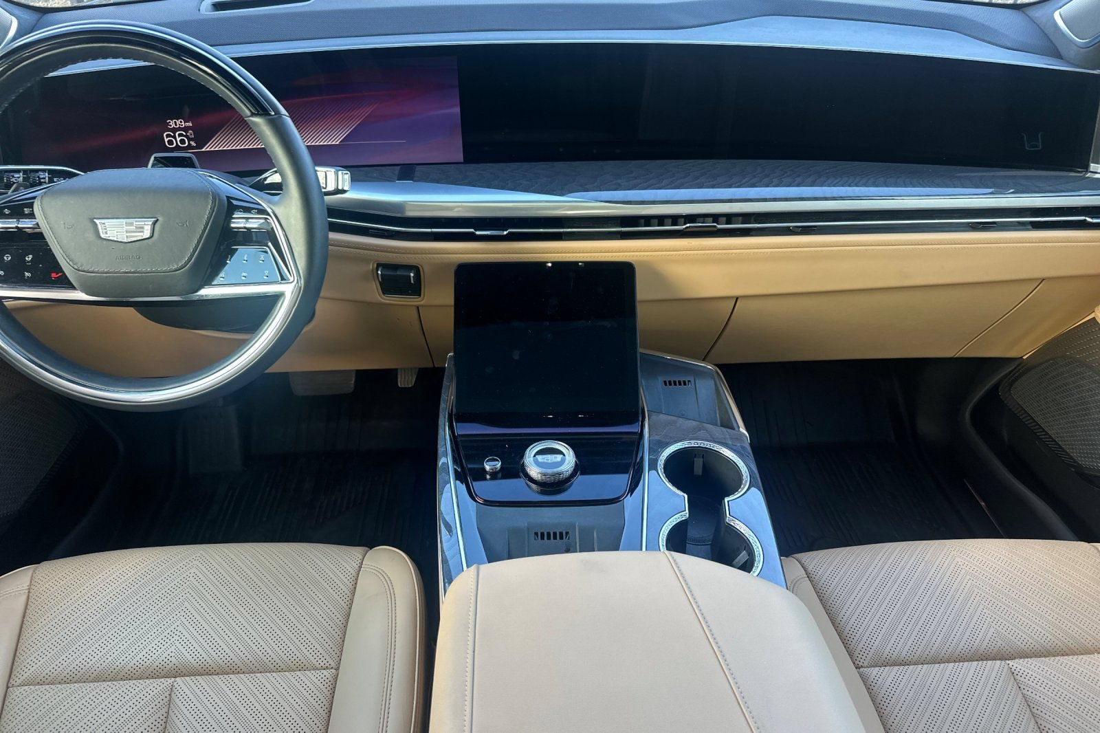 Certified 2026 Cadillac Escalade IQ Luxury 2 w/ LPO, Etrunk Organizer Package AWD/4WD image 15