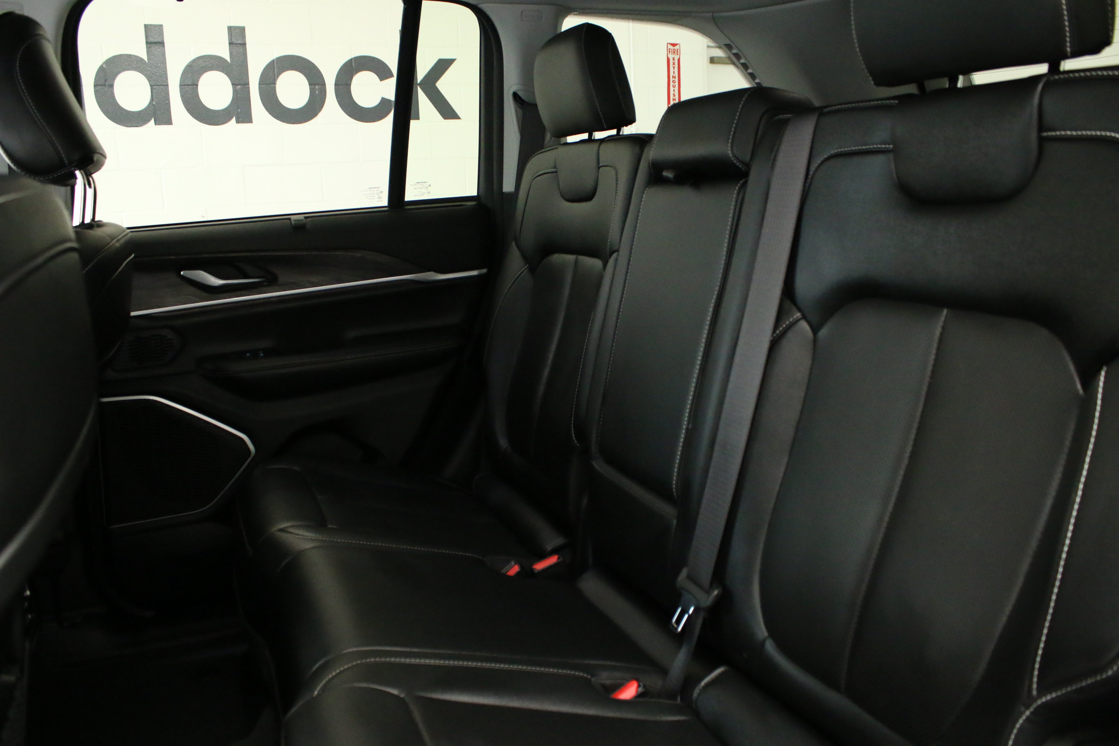 Used 2023 Jeep Grand Cherokee 30th Anniversary AWD/4WD image 30