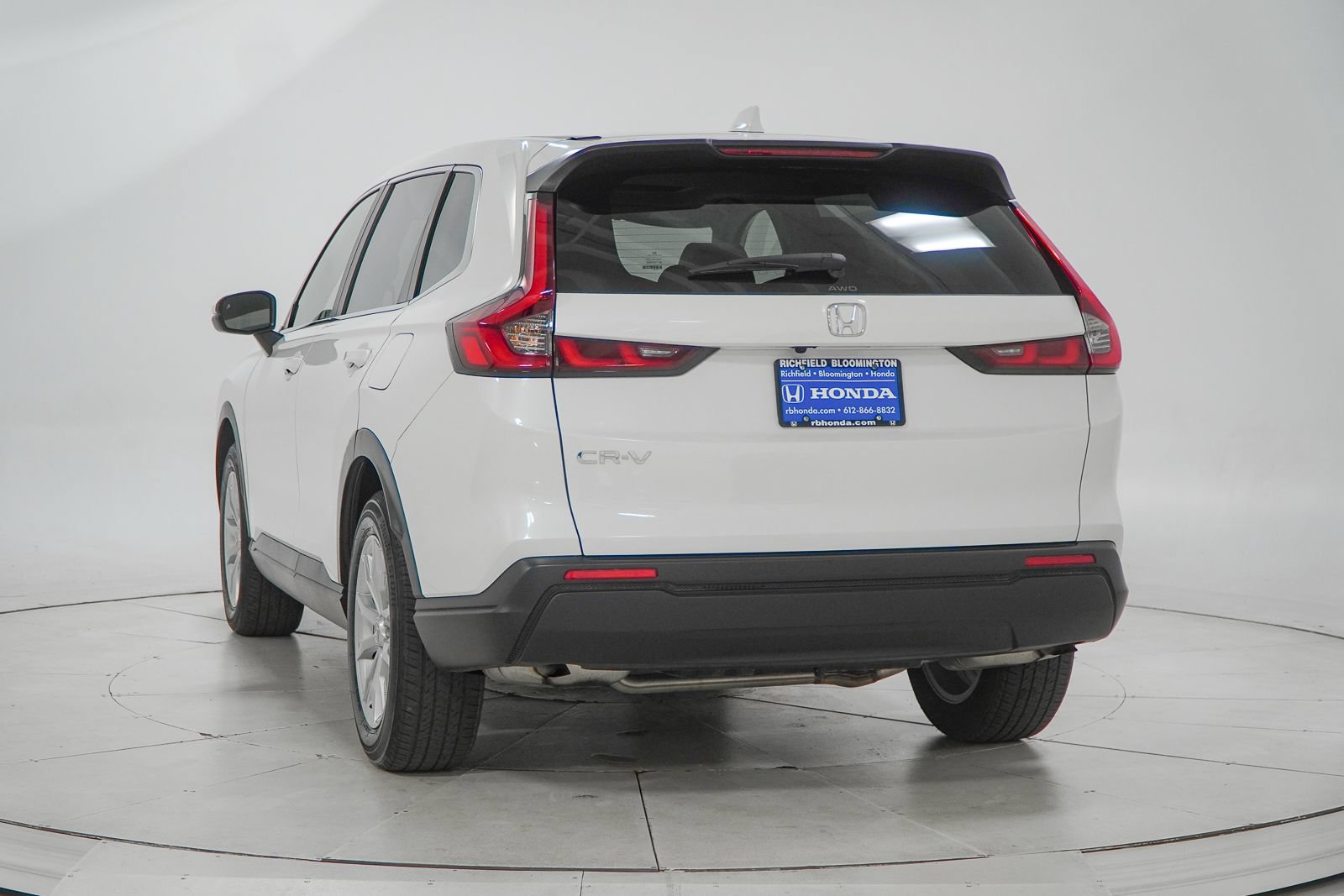 Certified 2024 Honda CR-V EX image 8