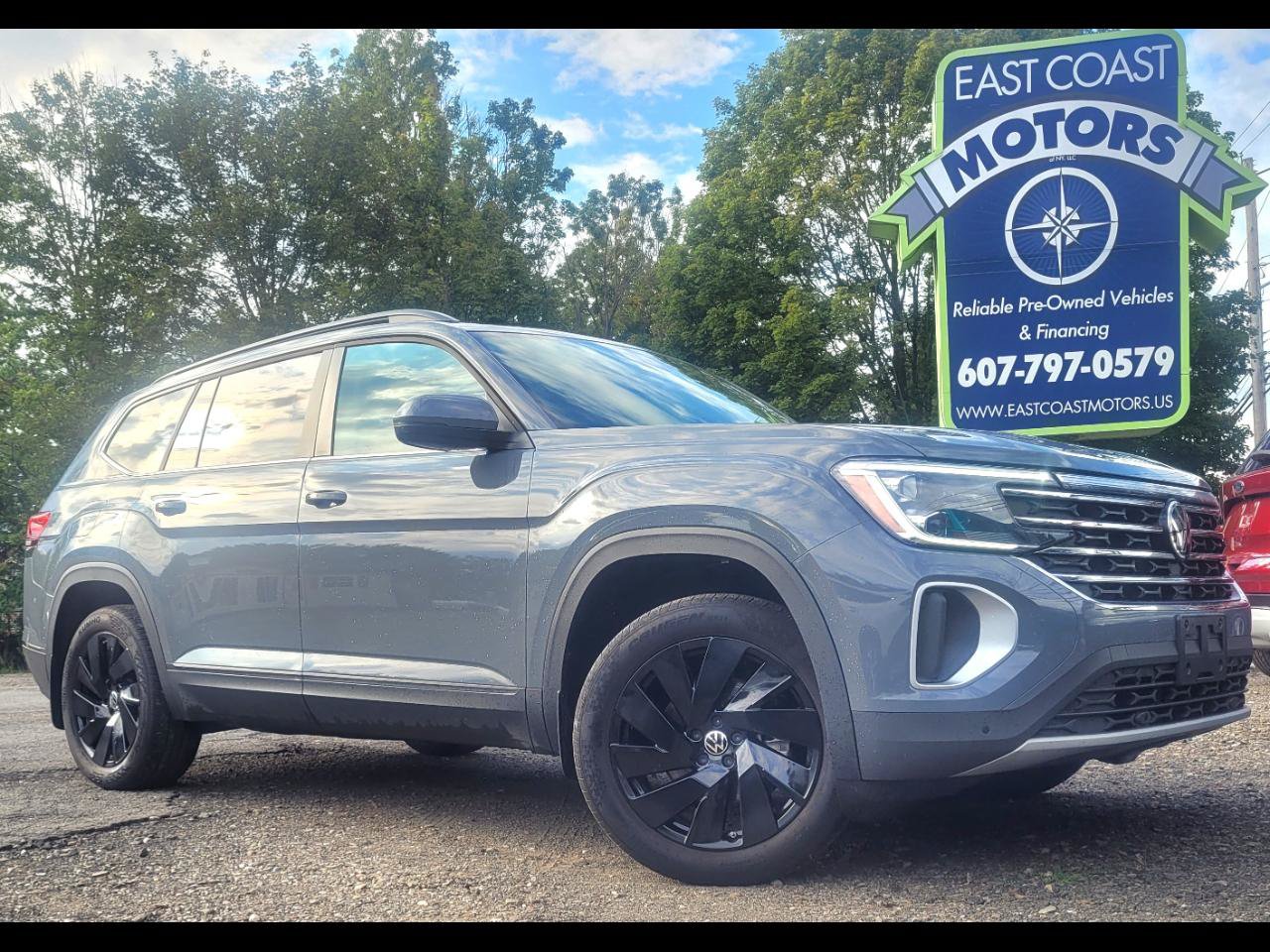 Used 2026 Volkswagen Atlas SE AWD/4WD image 1