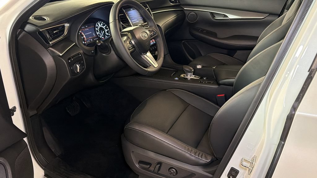 Used 2022 INFINITI QX50 Luxe w/ Appearance Package AWD/4WD image 20
