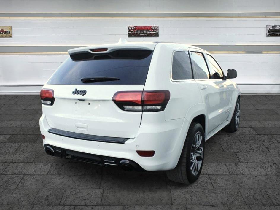 Used 2014 Jeep Grand Cherokee SRT image 7