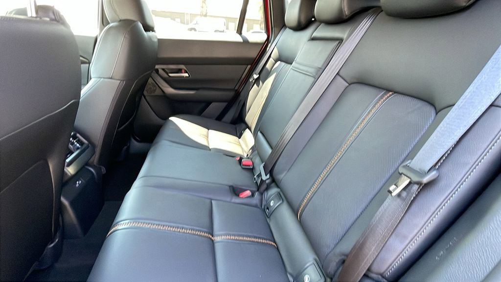 New 2025 MAZDA CX-50 AWD 2.5 Hybrid w/ Premium Pkg image 16