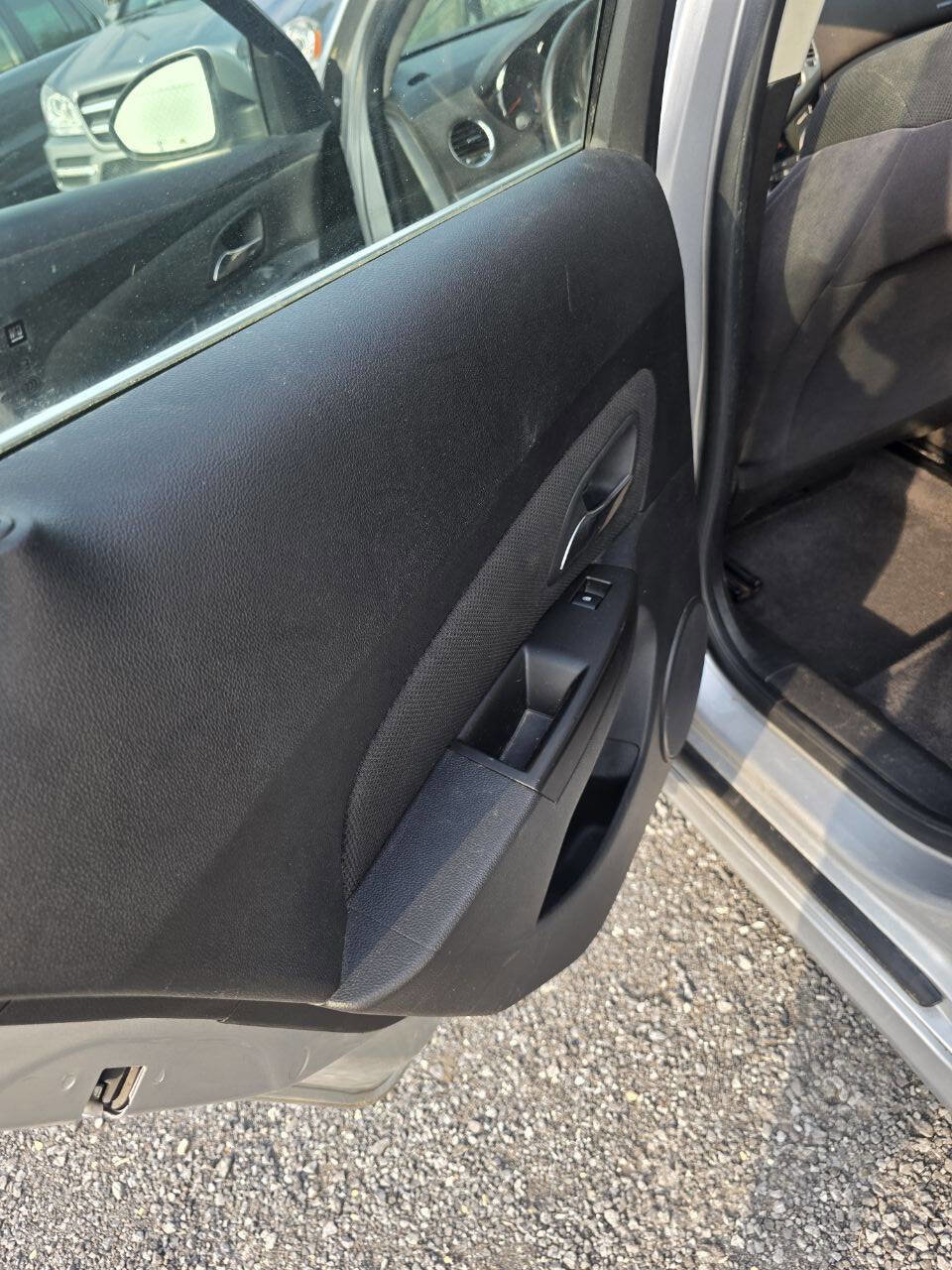 Used 2012 Chevrolet Cruze LT w/ RS Package FWD image 22