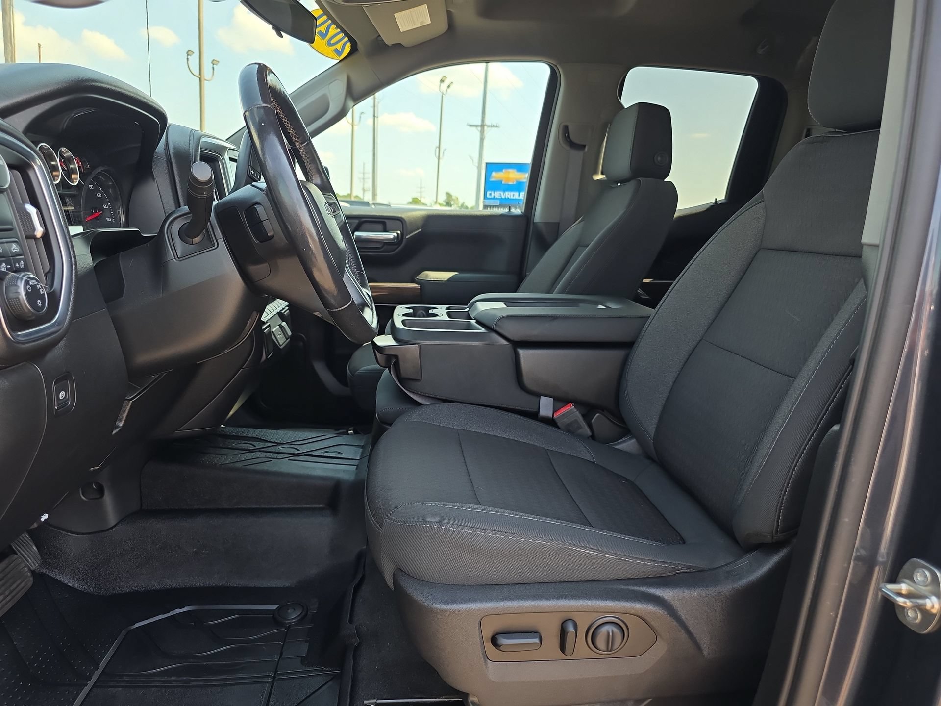 Used 2020 Chevrolet Silverado 1500 RST w/ All-Star Edition RWD image 10
