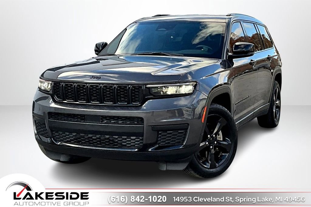 Used 2022 Jeep Grand Cherokee L Laredo image 1