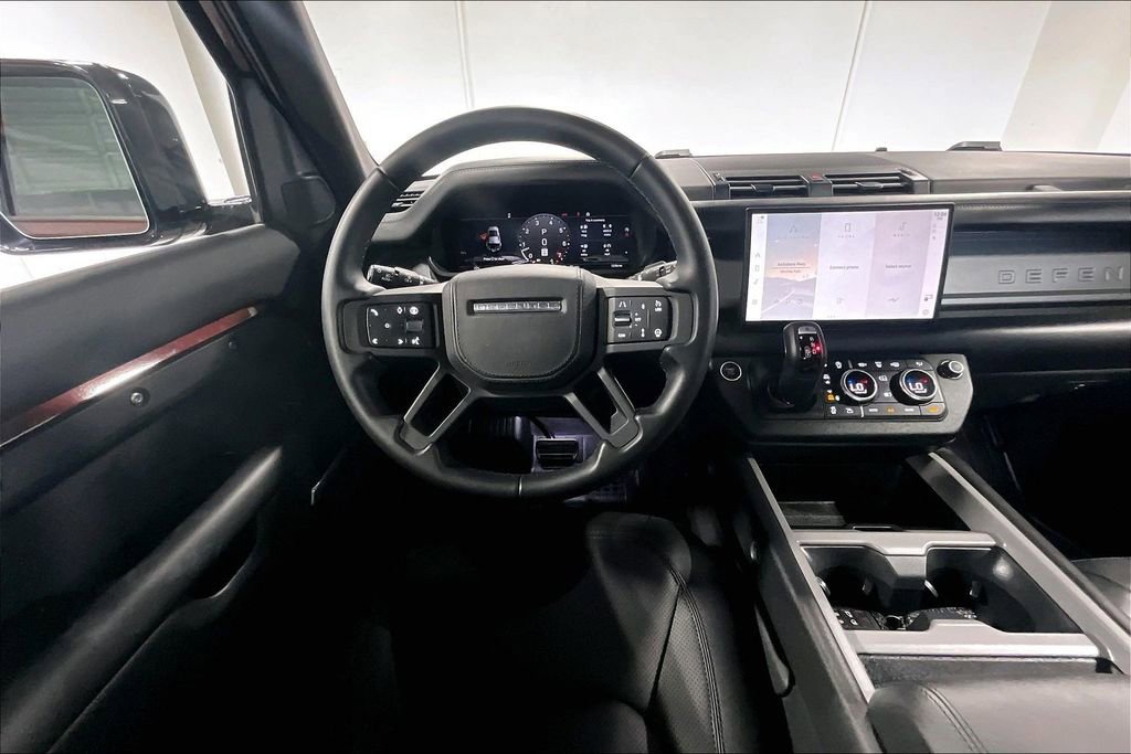 Used 2025 Land Rover Defender 110 Sedona Red Edition image 7