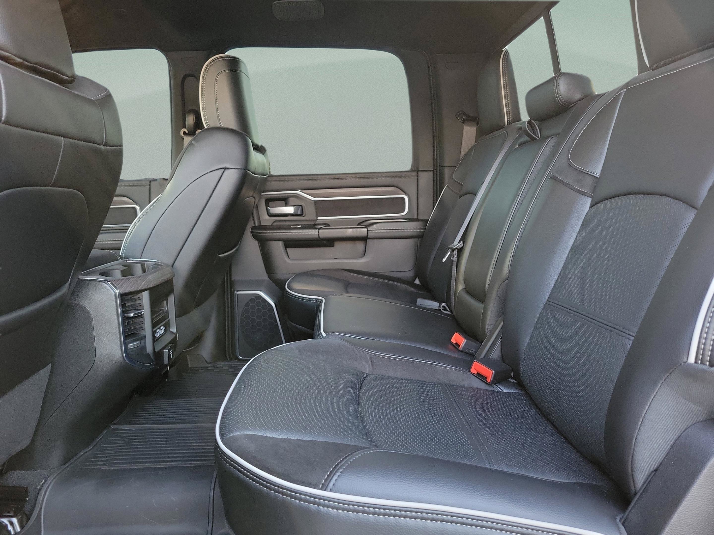 Used 2025 RAM 2500 Laramie w/ Night Edition AWD/4WD image 6