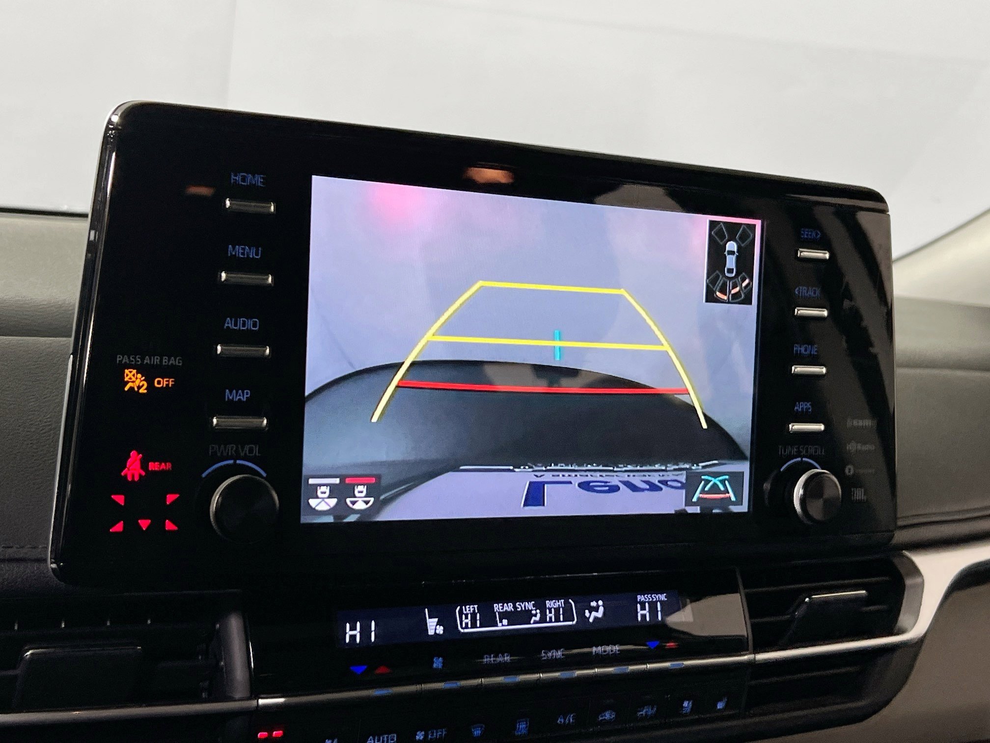 Used 2022 Toyota Sienna Limited AWD/4WD image 14