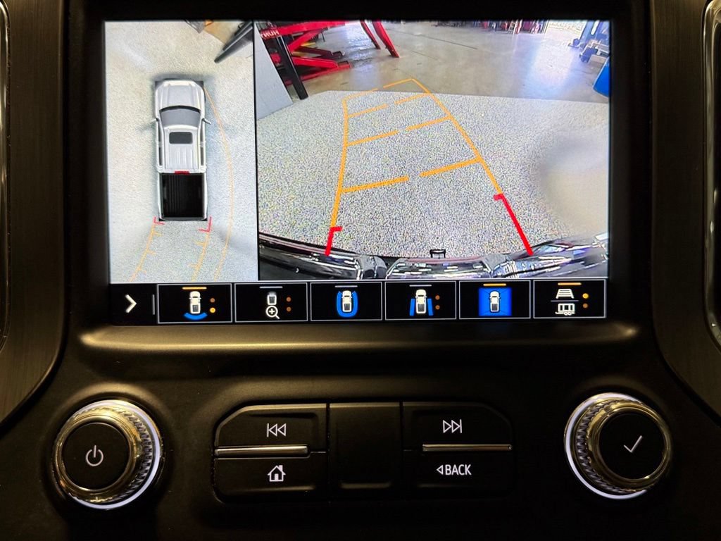 Used 2021 GMC Sierra 1500 Denali w/ Denali Ultimate Package AWD/4WD image 17