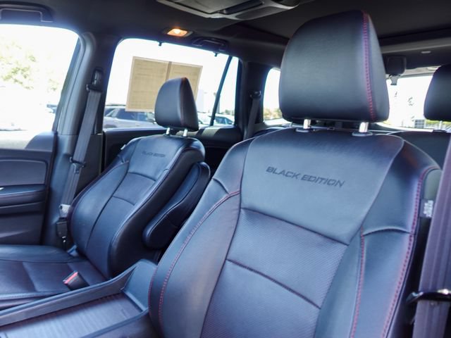 Used 2022 Honda Pilot Black Edition image 23