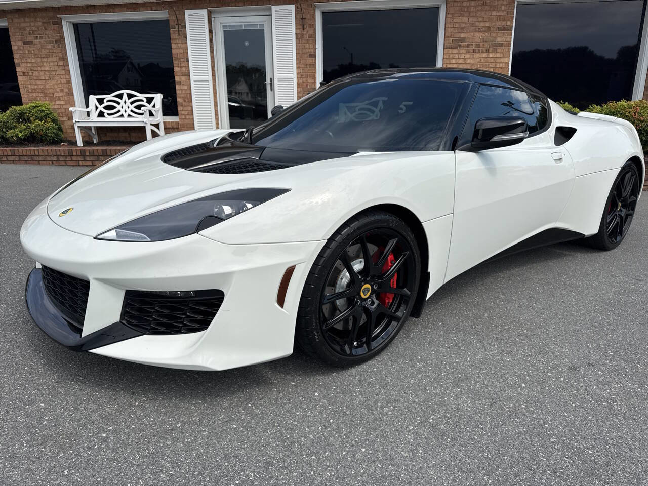 Used 2017 Lotus Evora 400 image 3