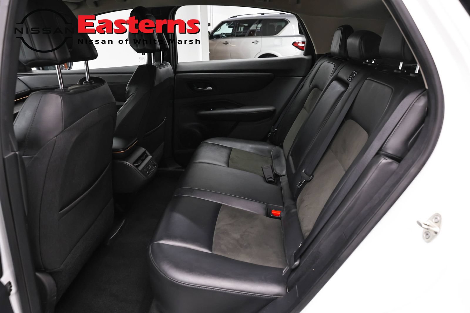 Used 2024 Nissan Ariya AWD image 21