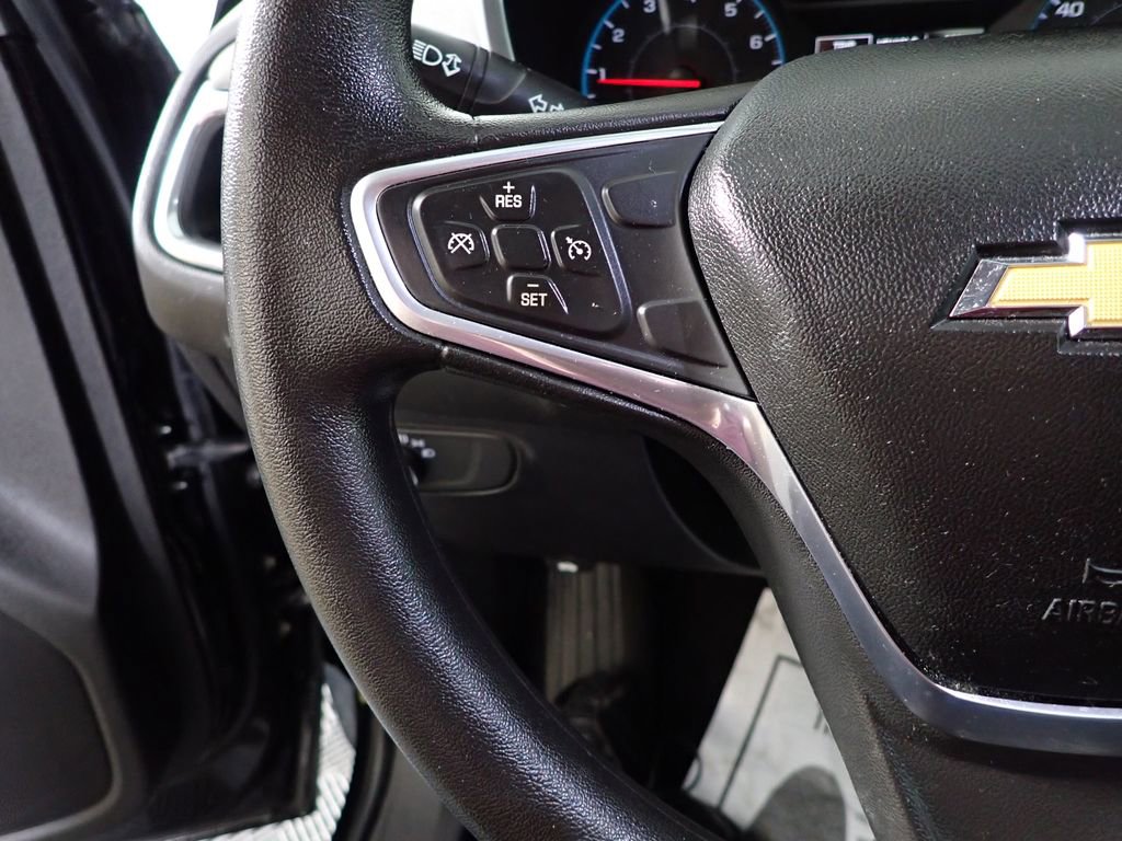 Used 2018 Chevrolet Equinox LS FWD image 26