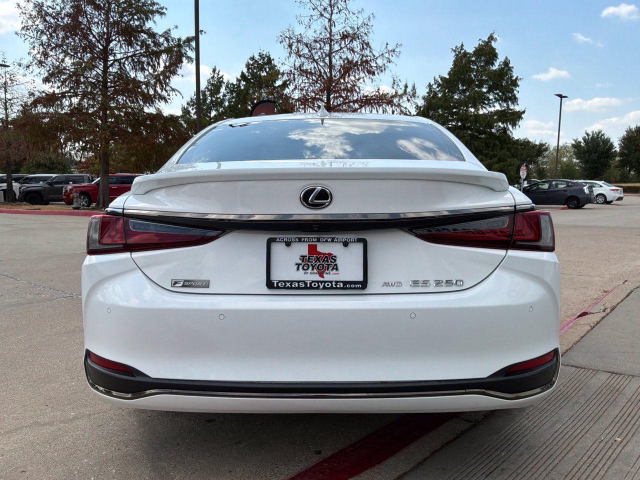 Used 2021 Lexus ES 250 F Sport AWD/4WD image 7