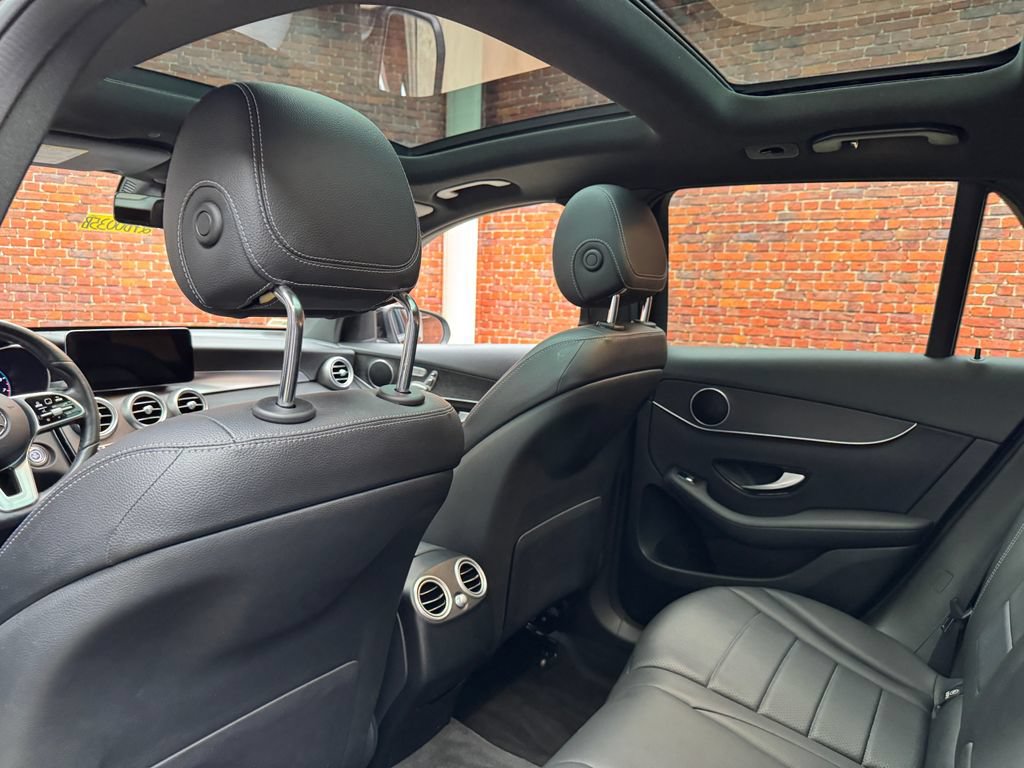 Used 2021 Mercedes-Benz GLC 300 4MATIC image 22