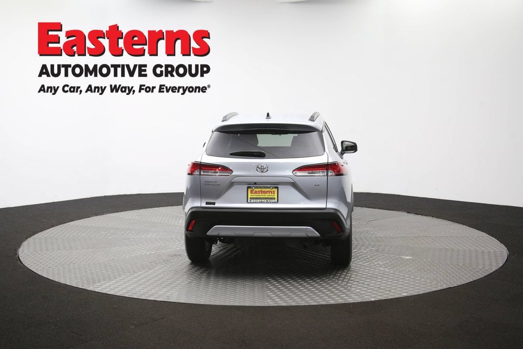 Used 2025 Toyota Corolla Cross LE FWD image 35