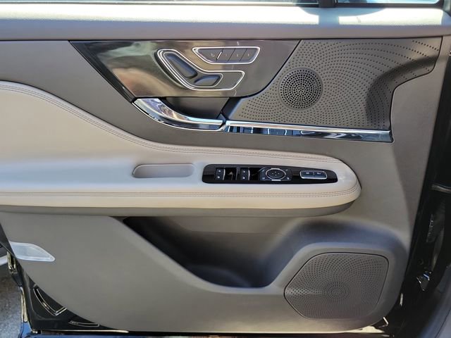 Certified 2024 Lincoln Corsair FWD image 26