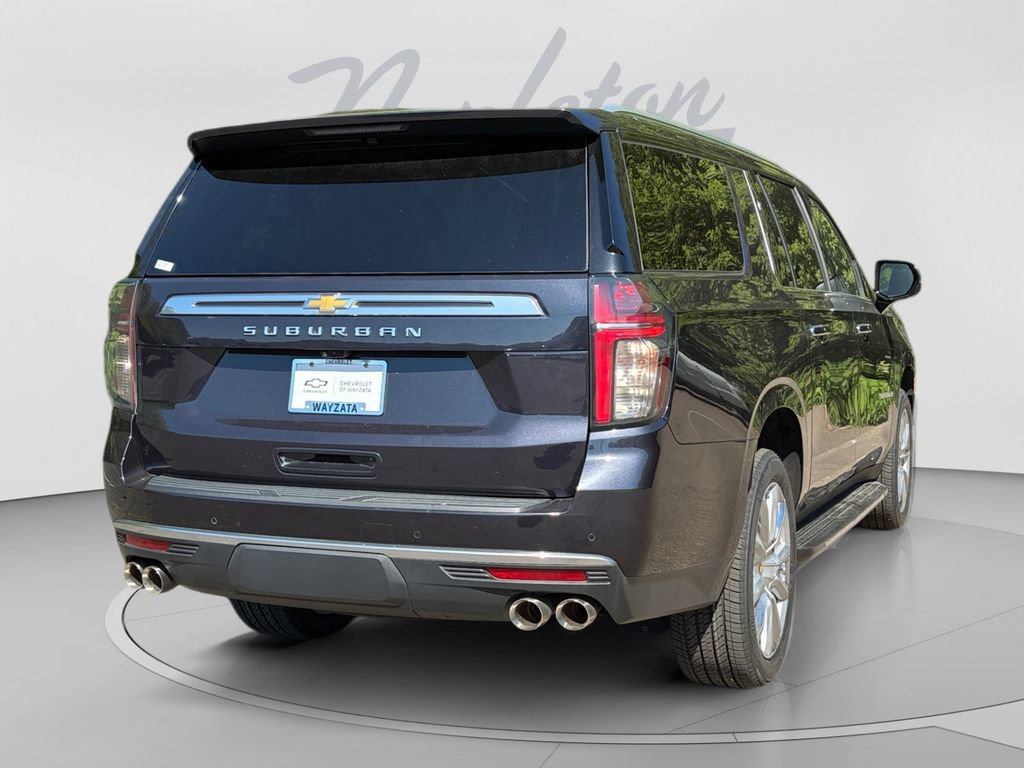 Used 2023 Chevrolet Suburban High Country AWD/4WD image 9