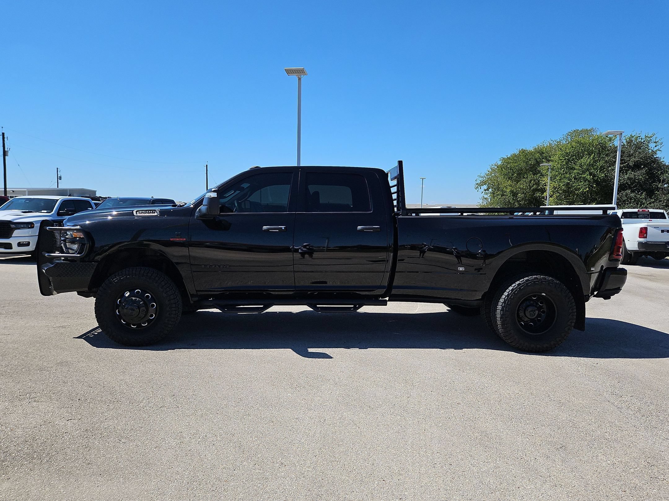 Used 2025 RAM 3500 Lone Star AWD/4WD image 6
