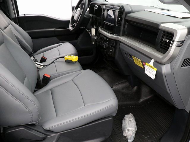 New 2025 Ford F450 XL w/ XL Chrome Package AWD/4WD image 26