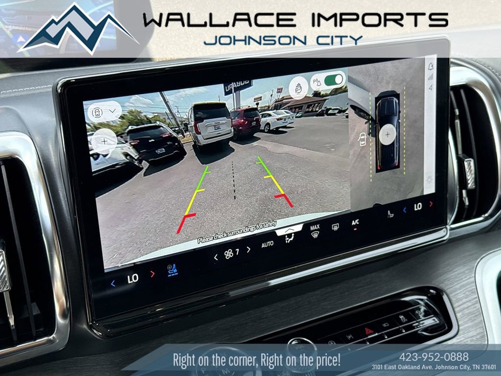Used 2025 Ford Expedition Platinum AWD/4WD image 26