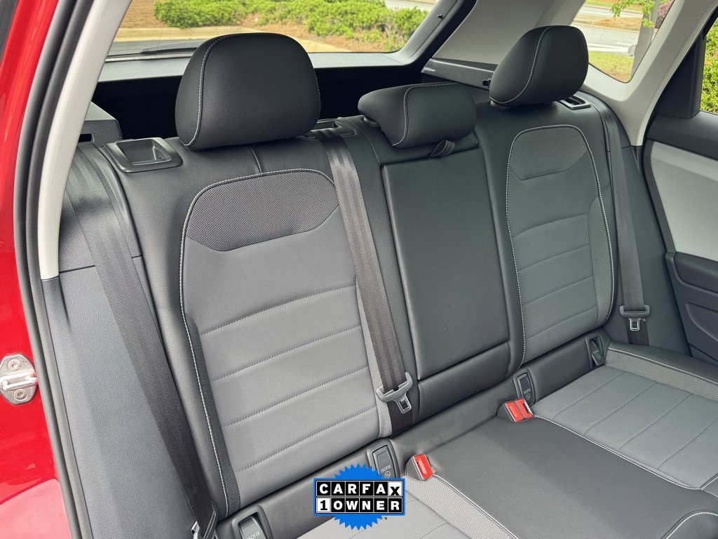 Used 2023 Volkswagen Taos SE w/ Panoramic Sunroof Package image 21