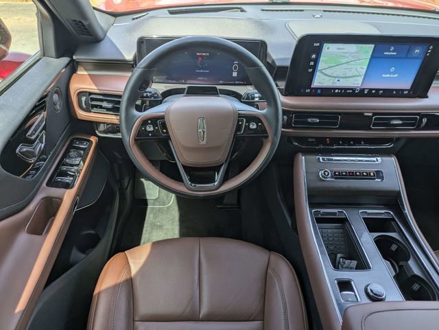 Used 2025 Lincoln Aviator Reserve w/ Jet Appearance Package image 17