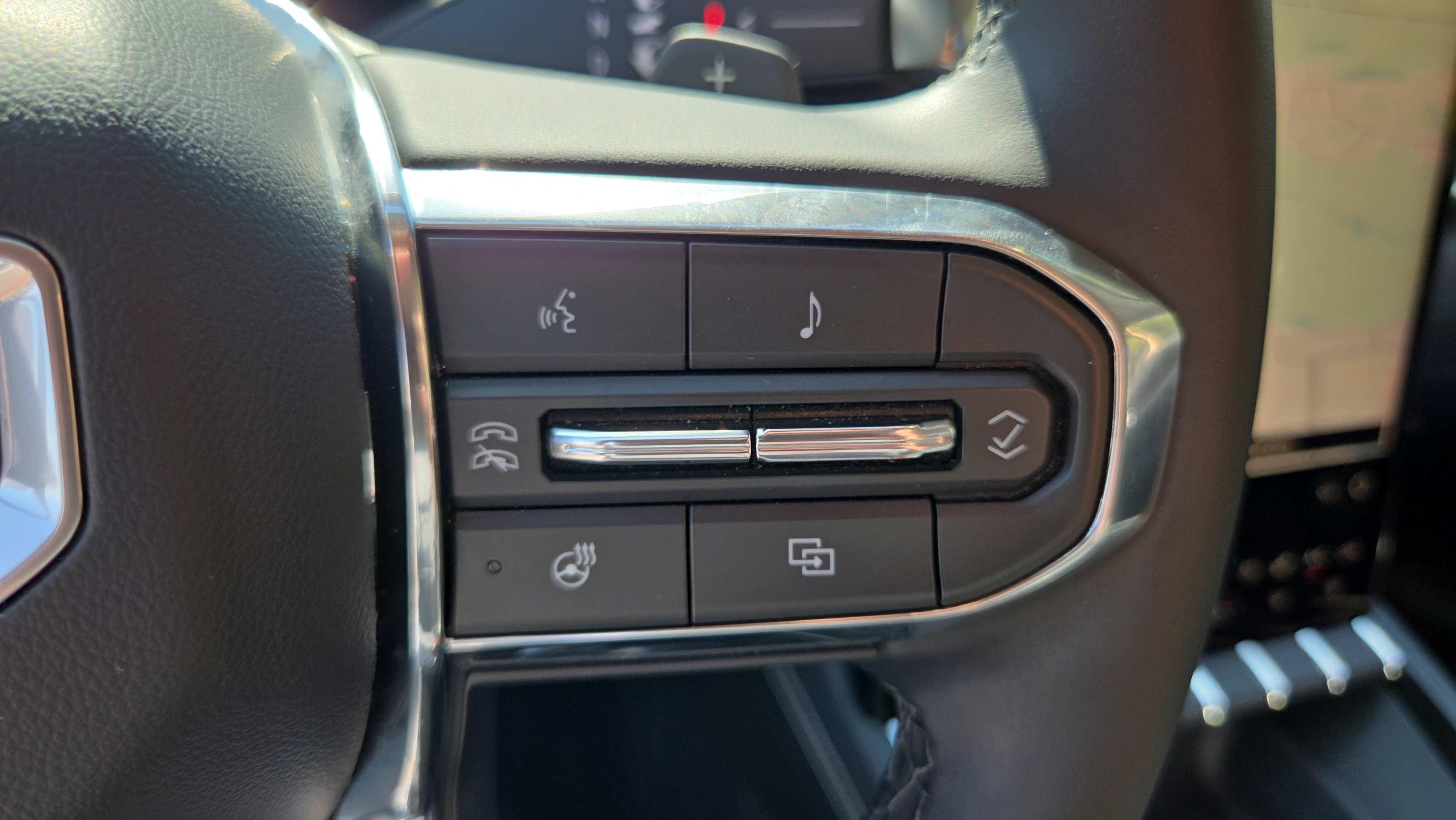 Certified 2026 GMC Terrain Denali AWD/4WD image 25