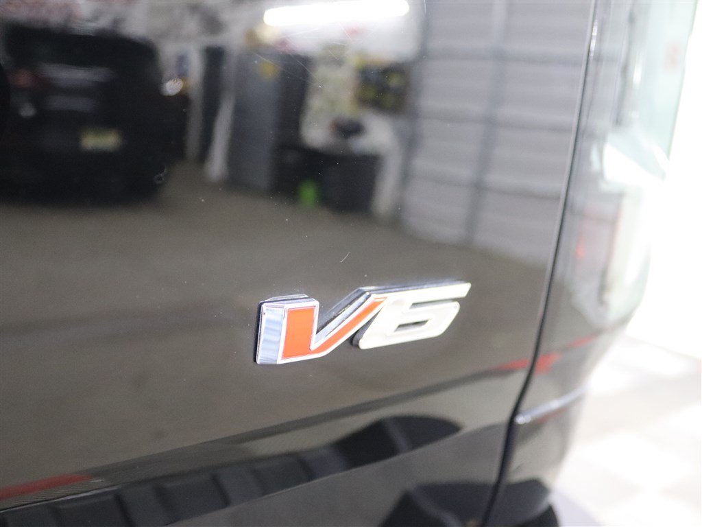 Used 2019 Chevrolet Colorado Z71 AWD/4WD image 10