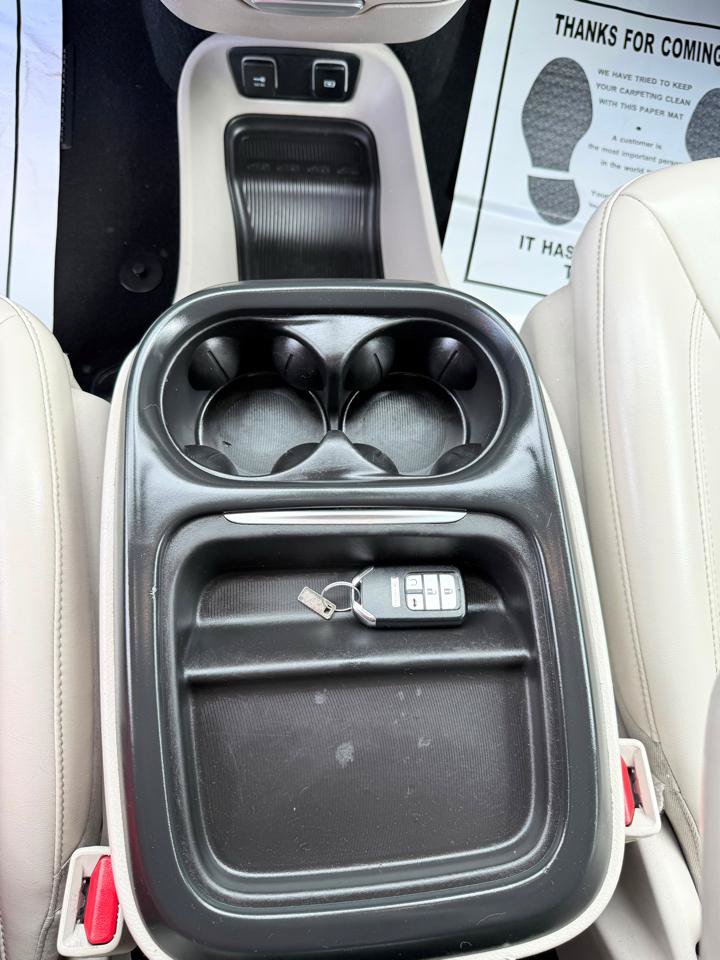 Used 2021 Chrysler Voyager Lxi FWD image 27