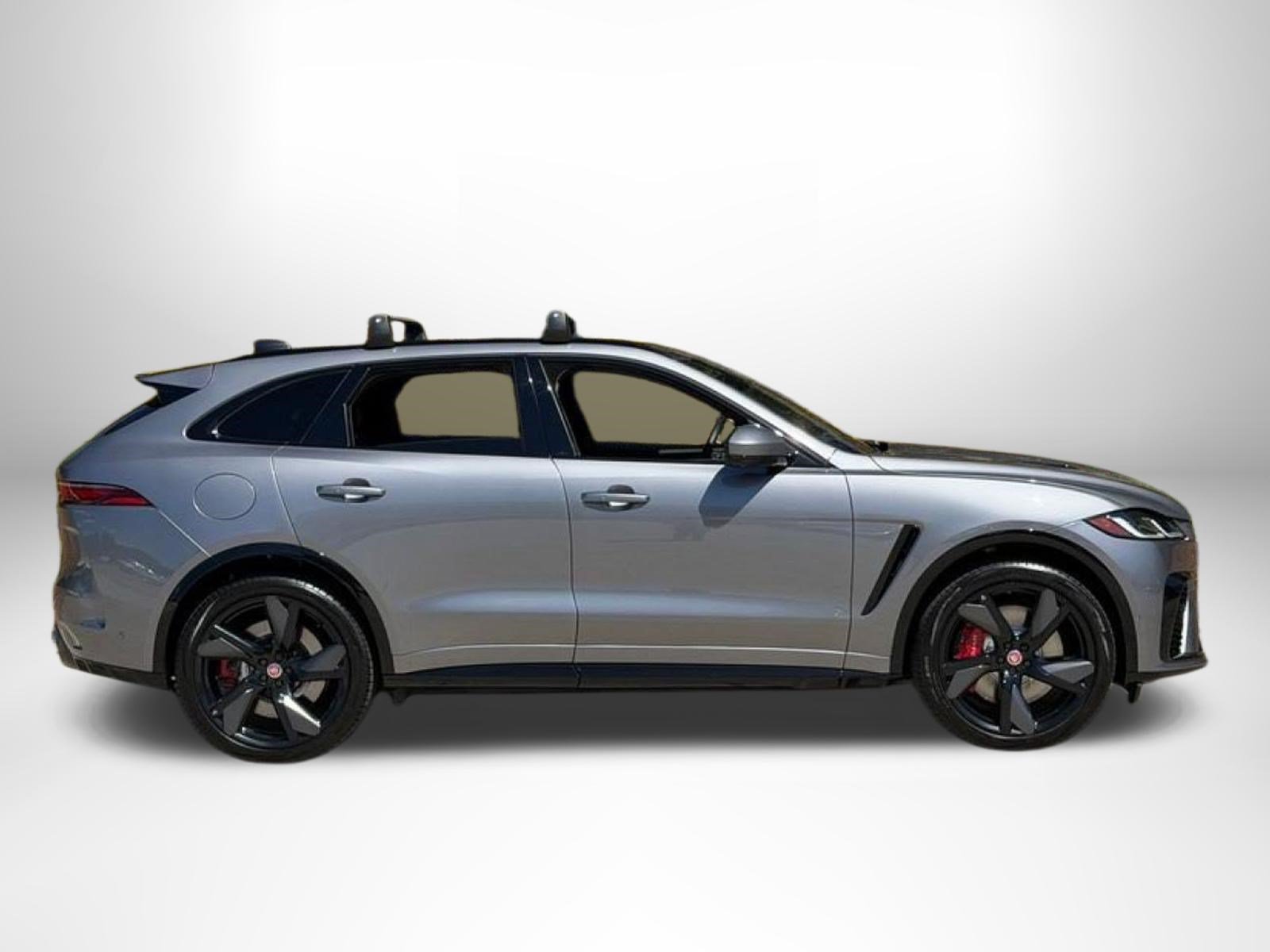 Used 2023 Jaguar F-PACE SVR AWD/4WD image 3