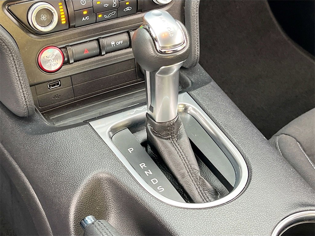 Used 2020 Ford Mustang Coupe image 16