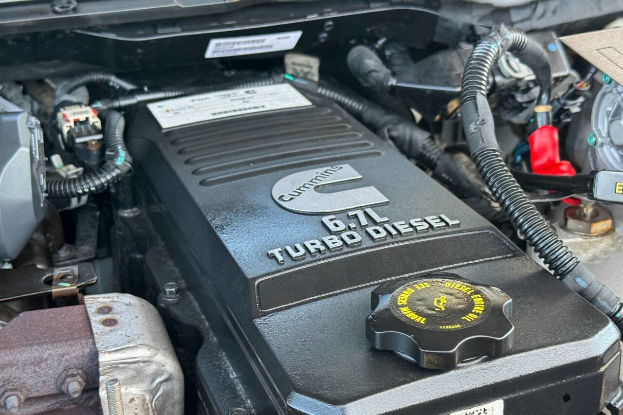 Used 2020 RAM 2500 Big Horn w/ Level 1 Equipment Group AWD/4WD image 40