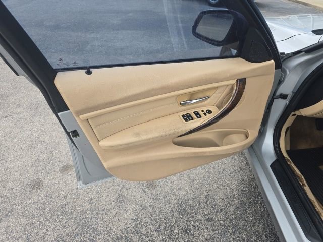 Used 2015 BMW 328i Sedan RWD image 11