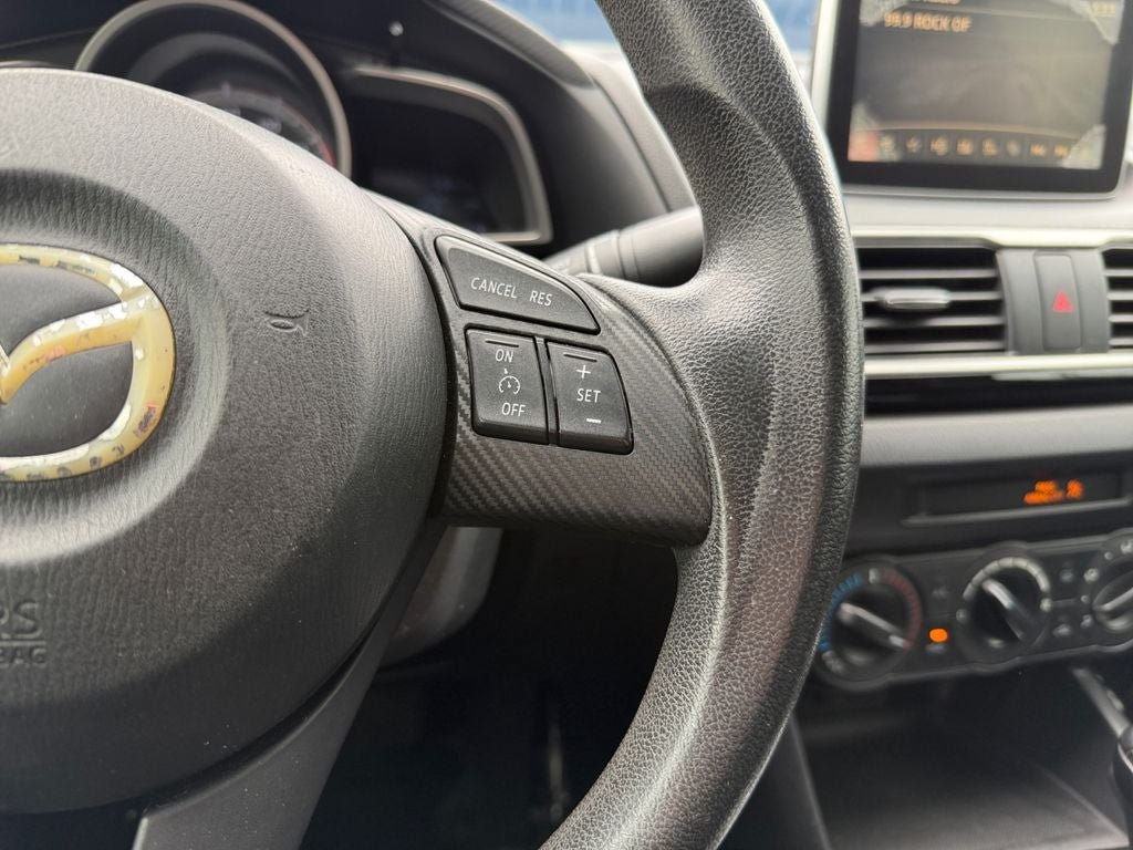 Used 2015 MAZDA MAZDA3 i Sport FWD image 16