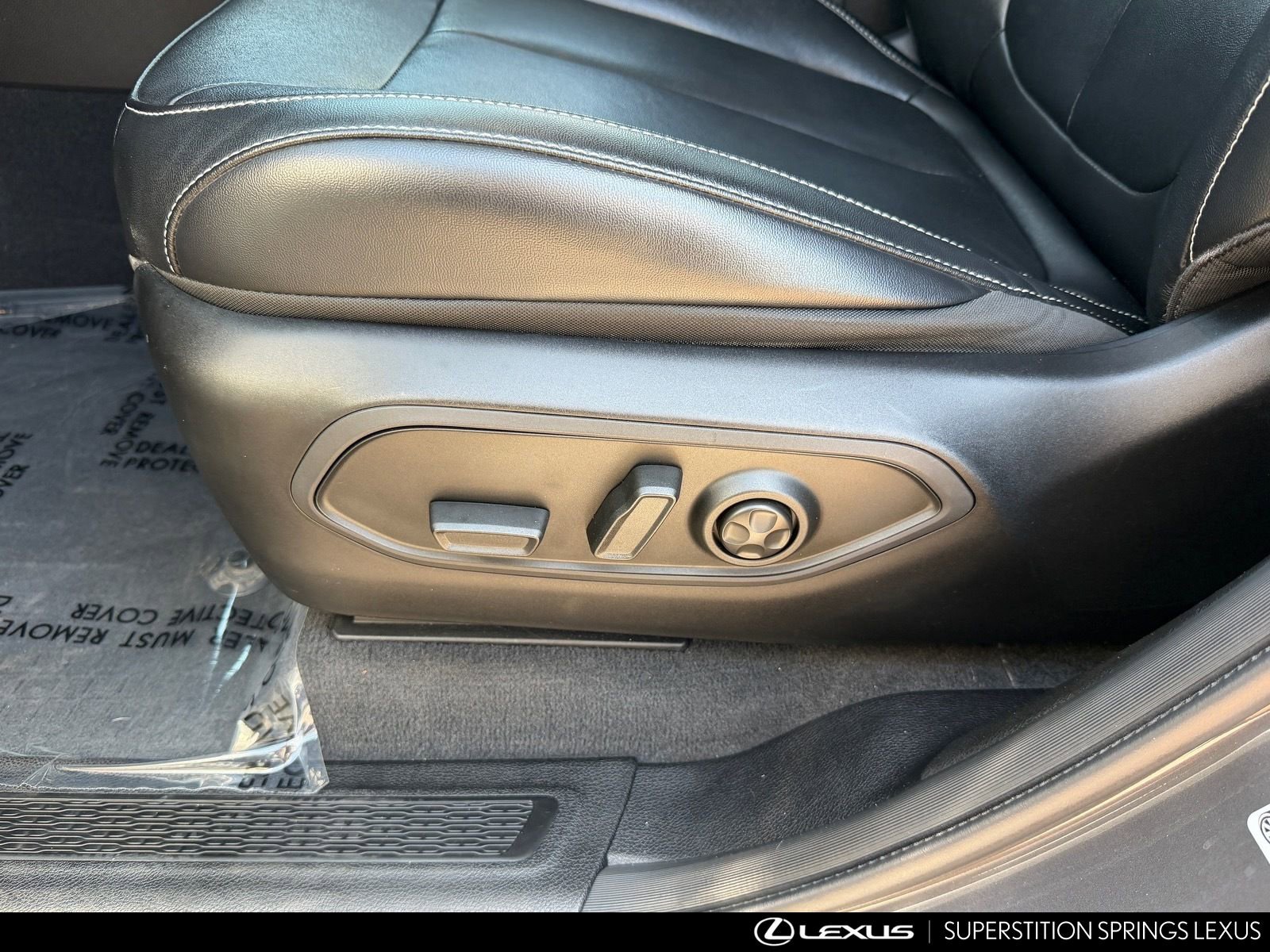 Used 2021 Jeep Grand Cherokee L Limited AWD/4WD image 17