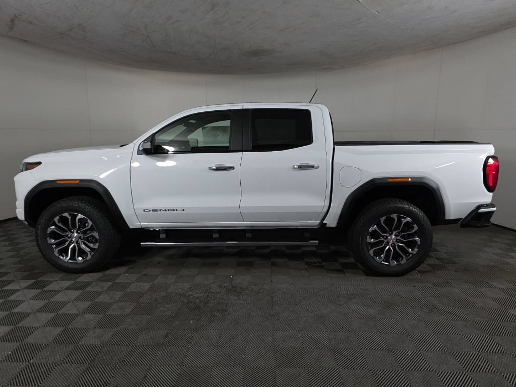 New 2026 GMC Canyon Denali AWD/4WD image 8