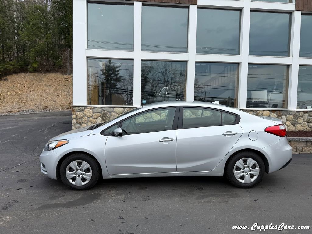 Used 2015 Kia Forte LX image 11