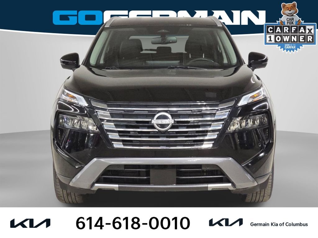 Used 2025 Nissan Rogue SL image 3