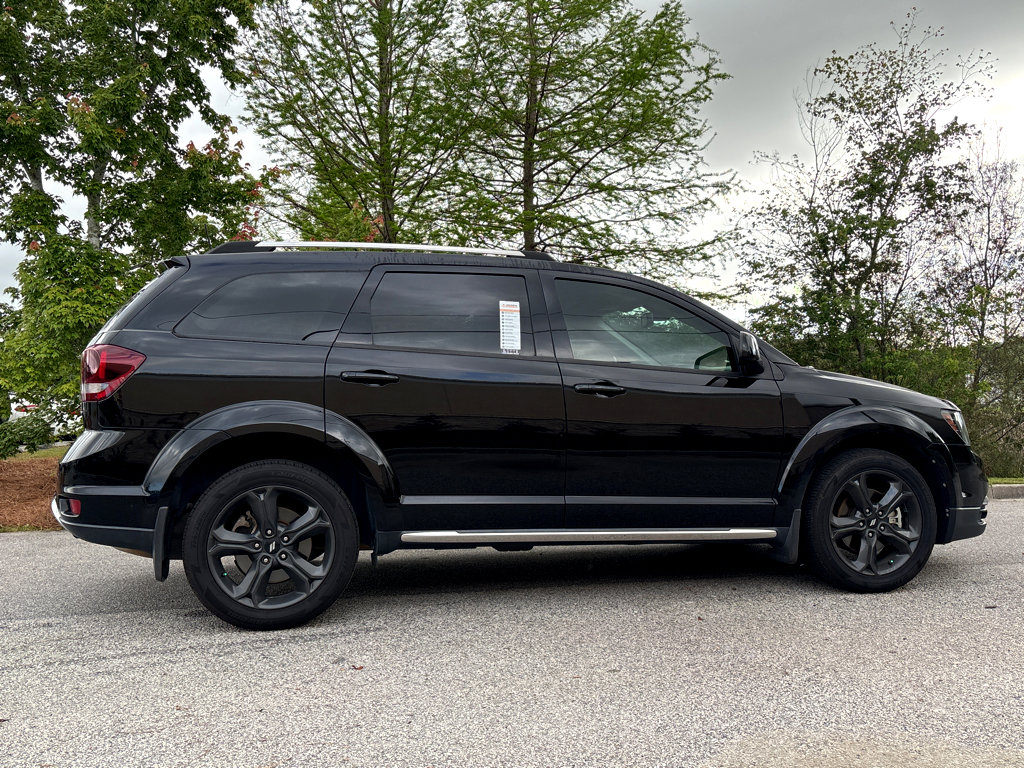 Used 2020 Dodge Journey Crossroad w/ Popular Equipment Group image 25