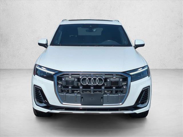 Used 2025 Audi Q7 3.0T Premium Plus AWD/4WD image 2
