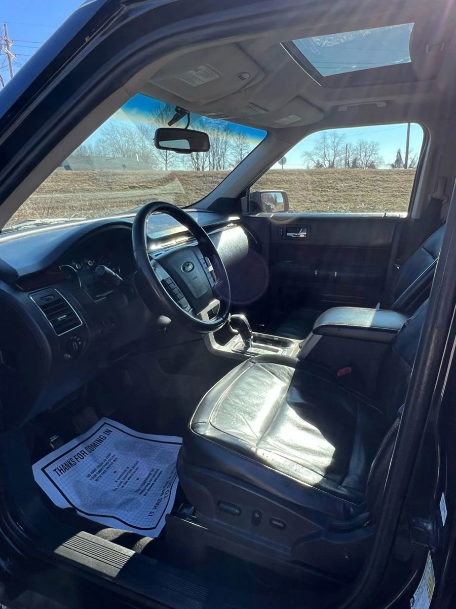Used 2011 Ford Flex SEL w/ Rapid Spec Order Code image 8