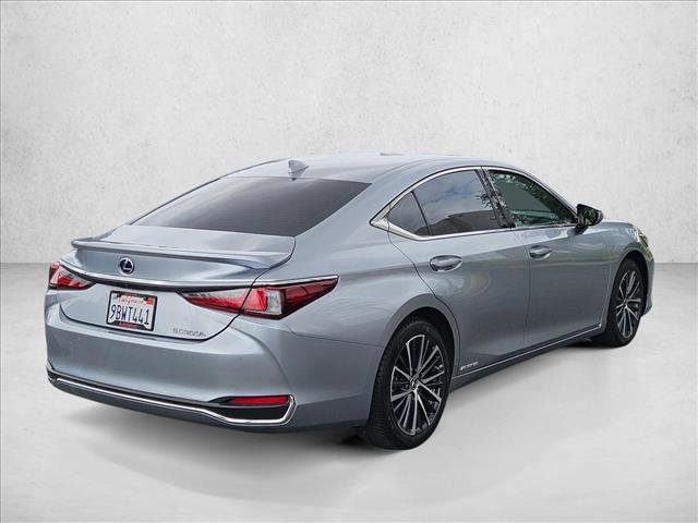 Used 2022 Lexus ES 300h w/ Premium Package FWD image 5