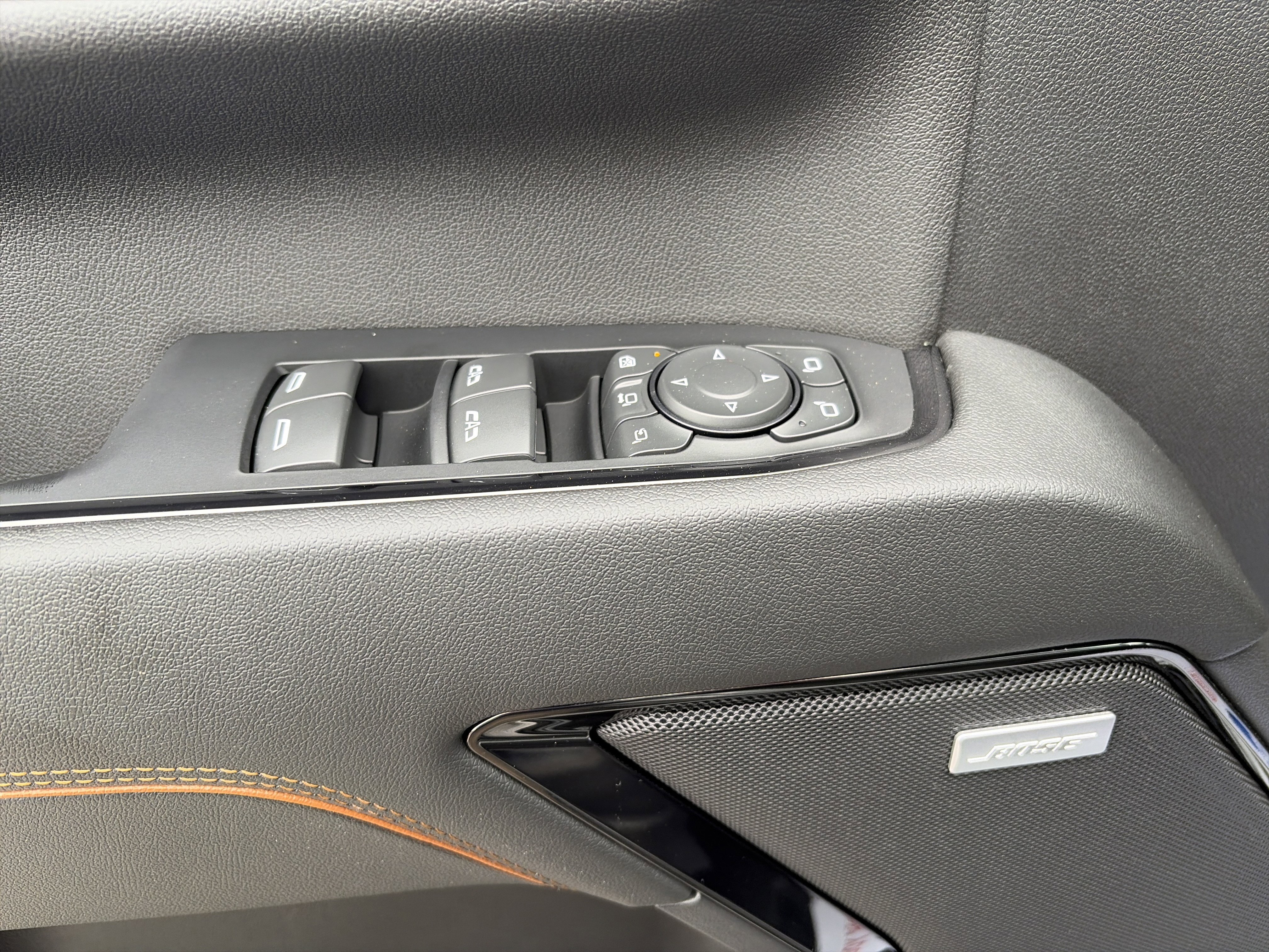 Used 2024 GMC Sierra 2500 AT4 w/ AT4 Premium Plus Package image 22