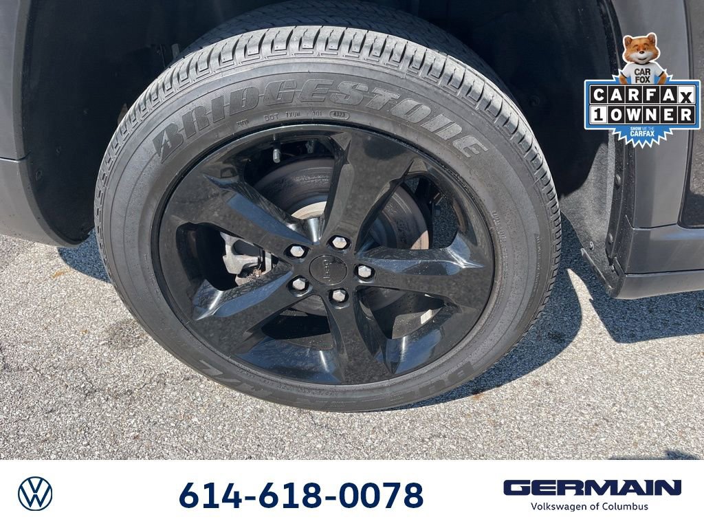 Used 2023 Jeep Grand Cherokee L Laredo AWD/4WD image 18