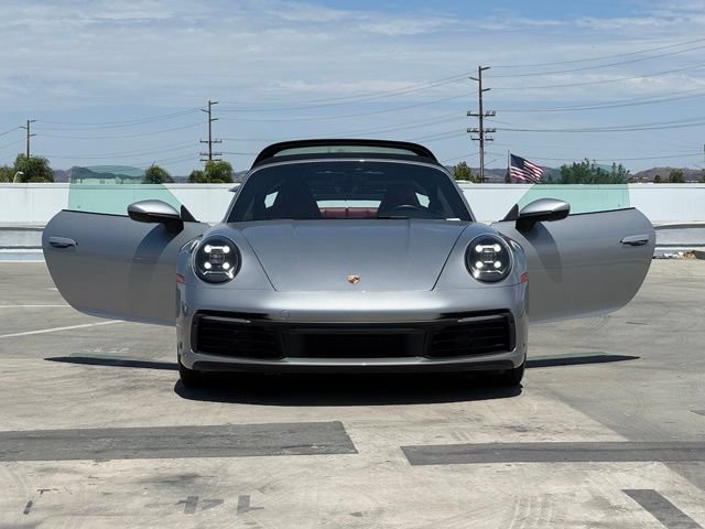 Used 2021 Porsche 911 Targa 4S AWD/4WD image 28