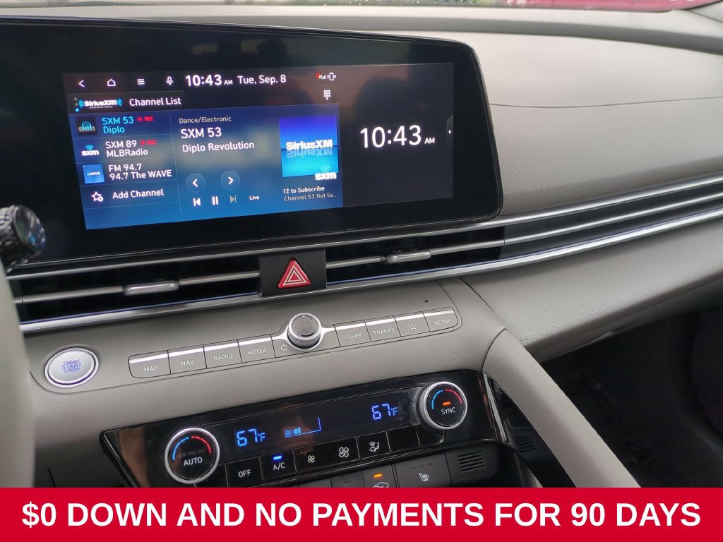 Used 2025 Hyundai Elantra SEL FWD image 19