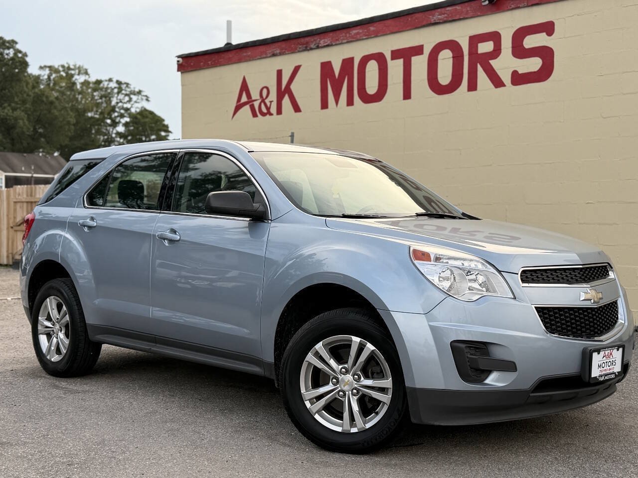 Used 2014 Chevrolet Equinox LS AWD/4WD image 1